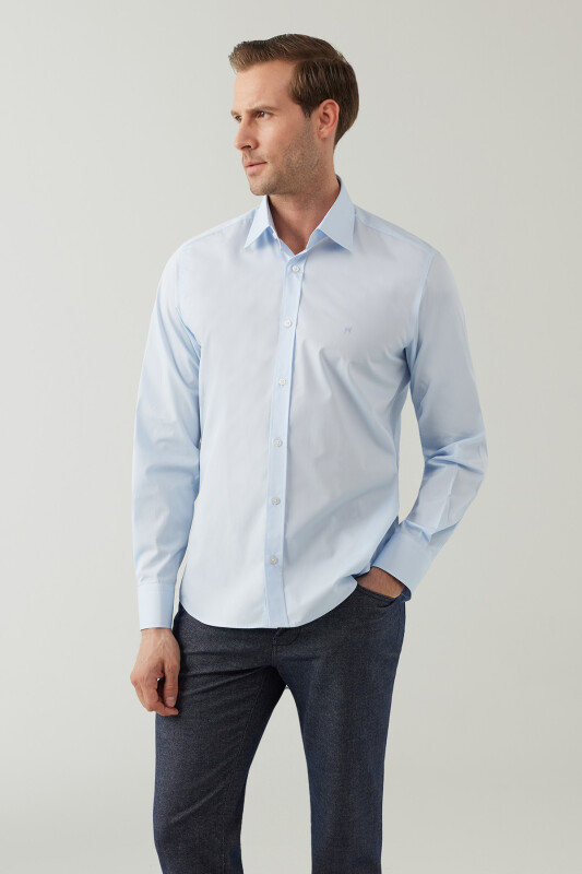 Erkek Açık Mavi Uzun Kol Silim Fit Saten Gömlek