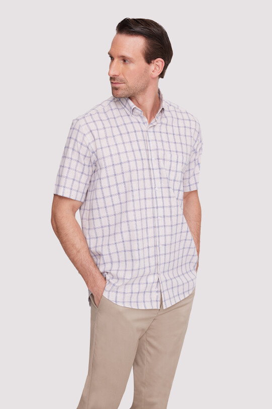 Erkek Bej Kısa Kol Regular Fit Yaka Düğmeli Kareli Gömlek