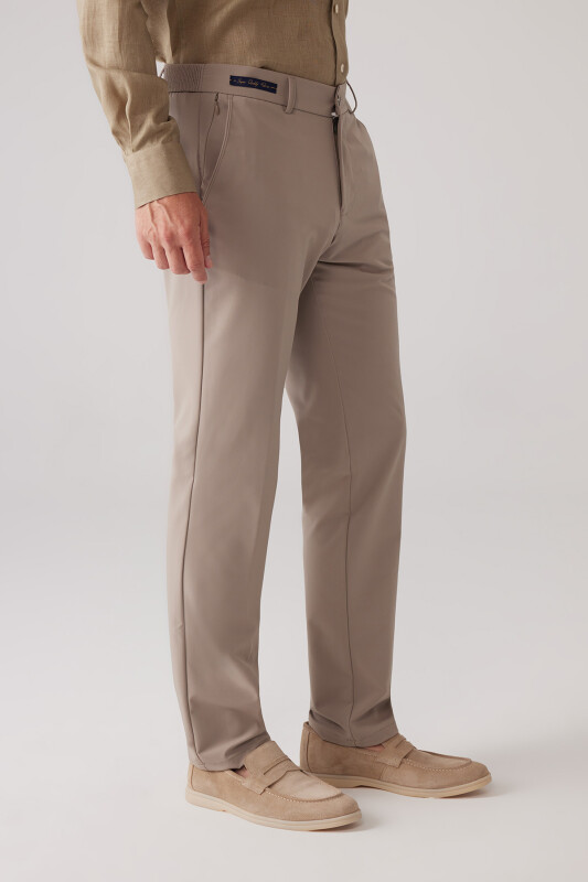 Erkek Bej Regular Fit Paraşüt Kumaş Pantolon