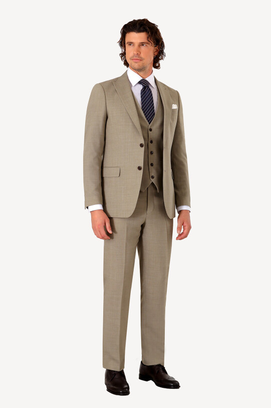 Erkek Bej Regular Fit Sivri Yaka Yelekli Takım Elbise