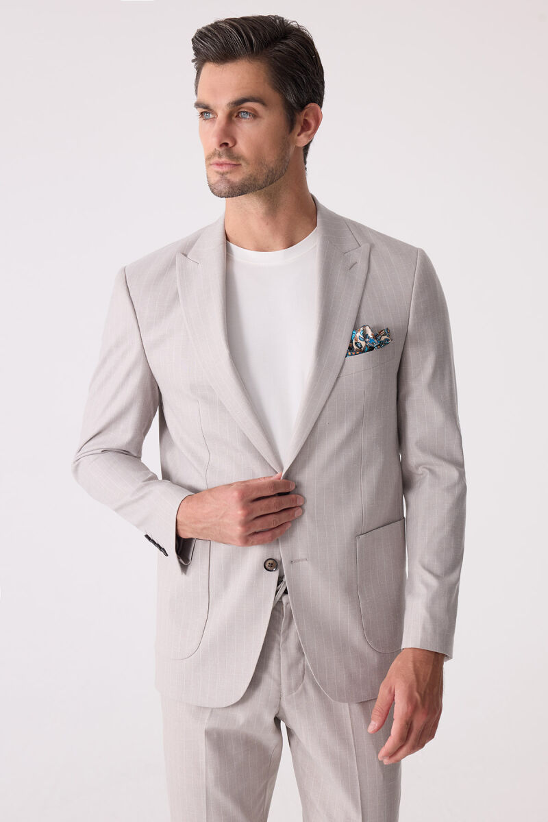 Erkek Bej Slim Fit Çizgili Torba Cep Jogger Pantolonlu Sivri Yaka Takım Elbise - 7