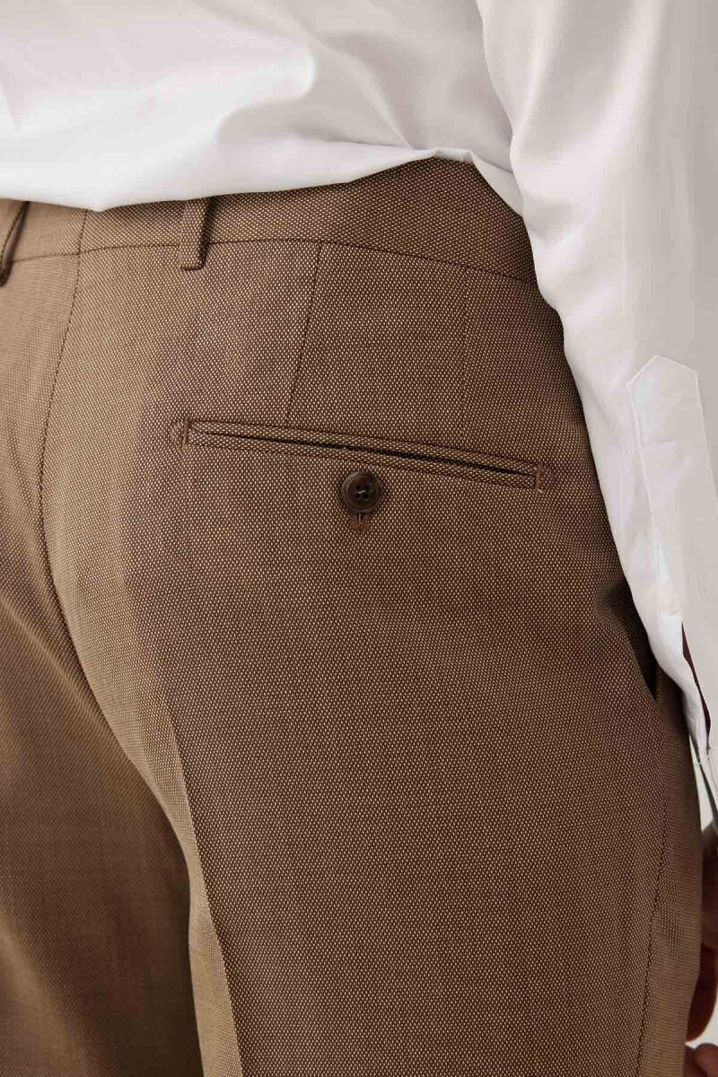 Erkek Bej Slim Fit Yelekli Sivri Yaka Takım Elbise - 11