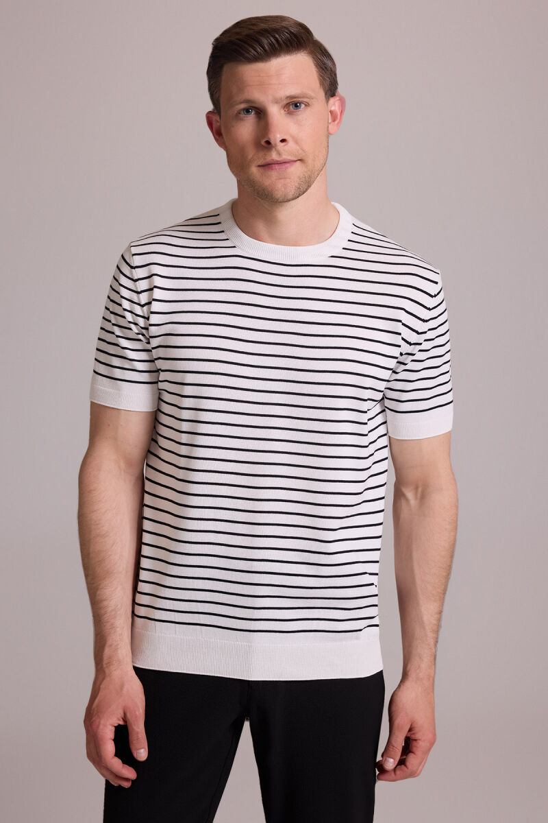 Erkek Beyaz Siyah Regular Fit Bisiklet Yaka Çizgili Tişört - 1