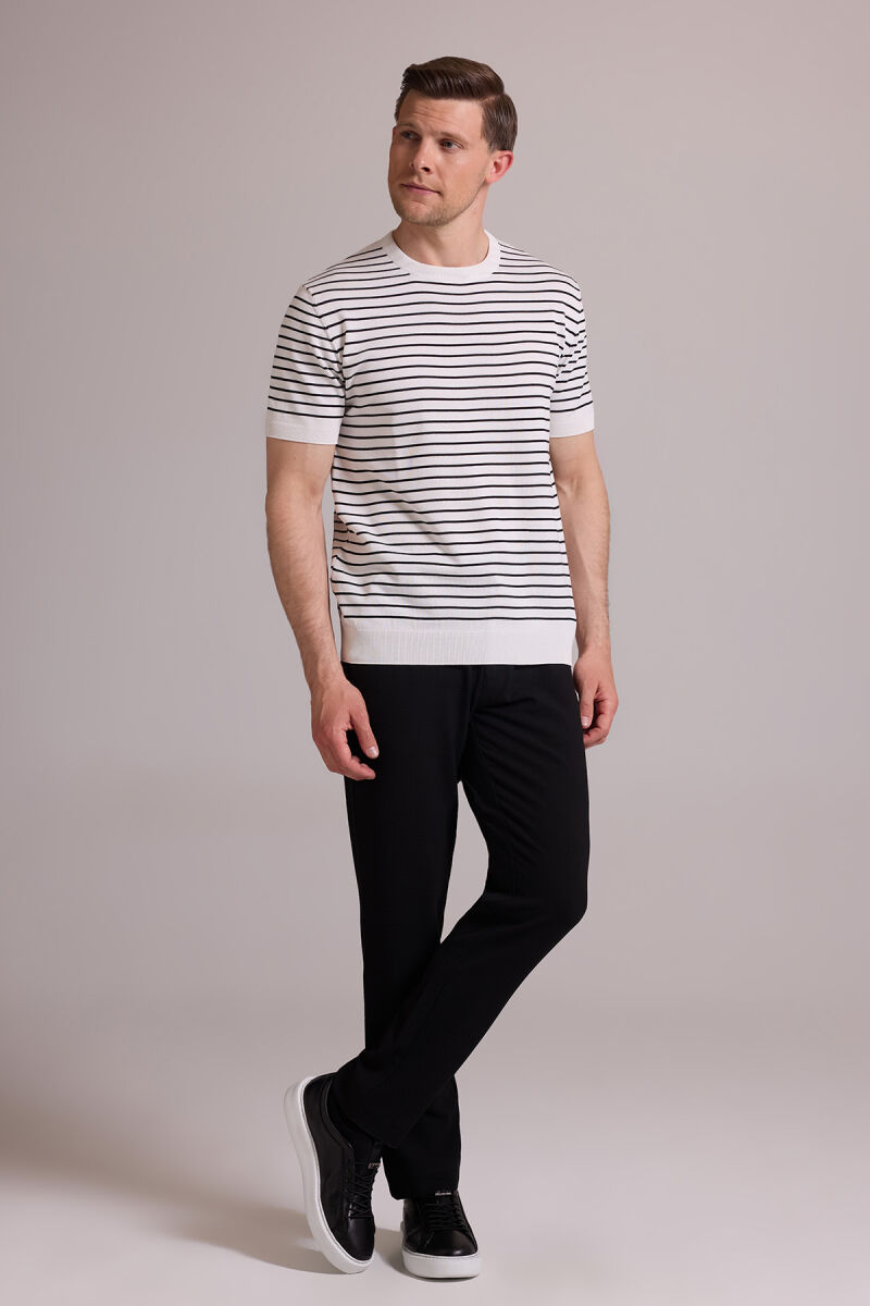 Erkek Beyaz Siyah Regular Fit Bisiklet Yaka Çizgili Tişört - 3