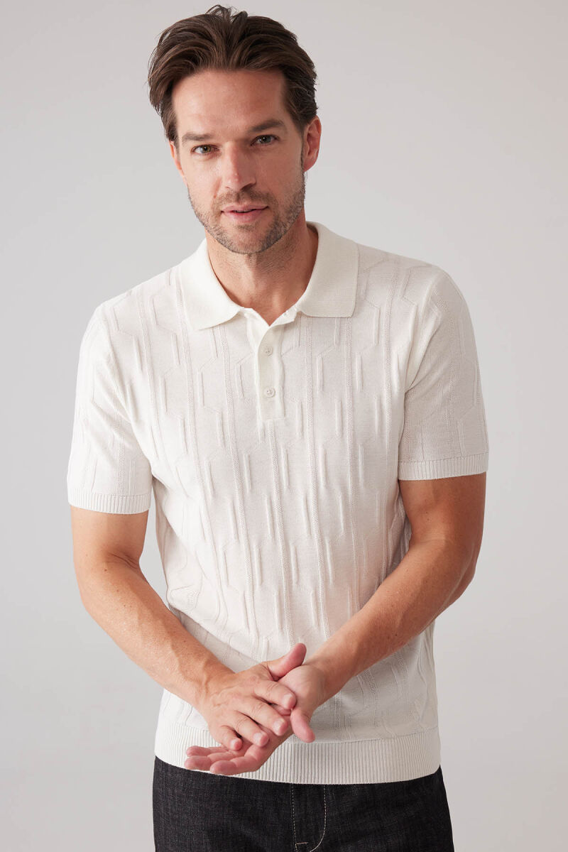 Erkek Beyaz Slim Fit Dokulu Örme Polo Yaka Tişört - 5
