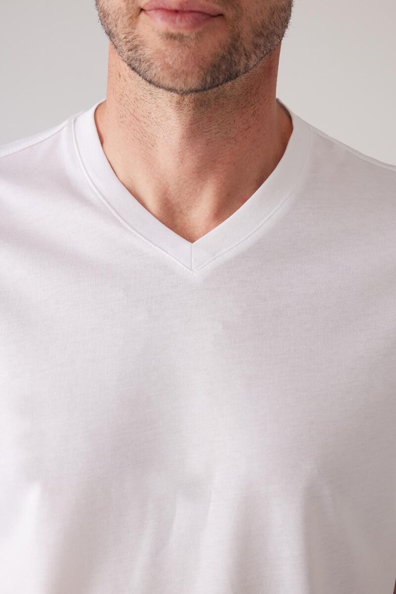 Erkek Beyaz Slim Fit Merserize Pamuk V Yaka Tişört - 7