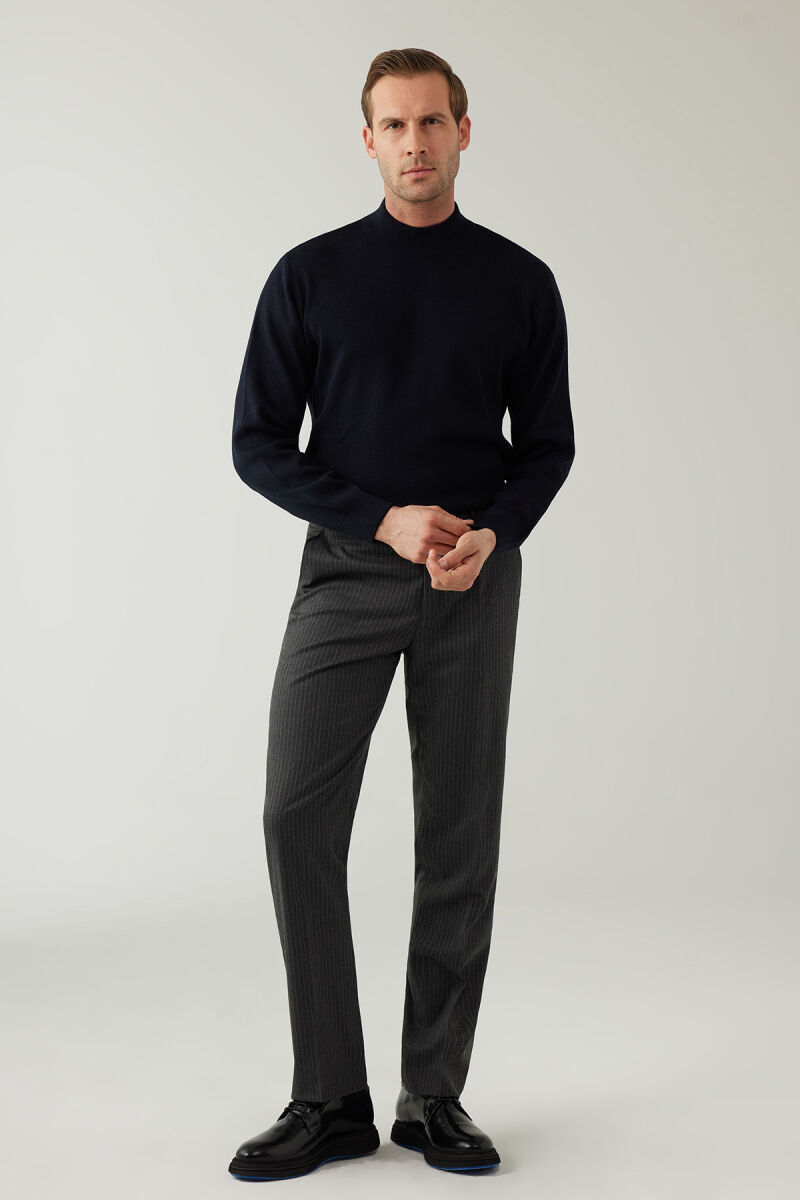 Erkek Gri Regular Fit Çizgili Yün Kumaş Pantolon - 4