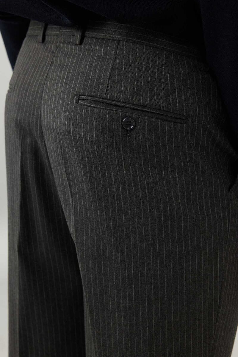 Erkek Gri Regular Fit Çizgili Yün Kumaş Pantolon - 8