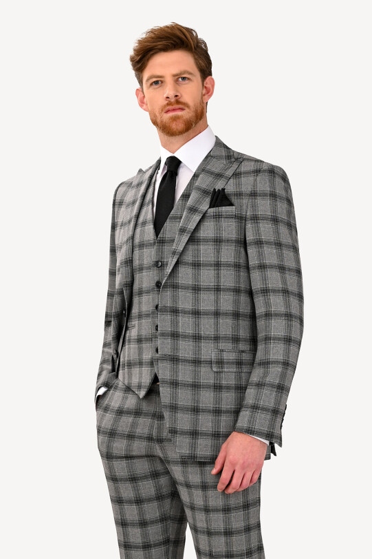 Erkek Gri Regular Fit Sivri Yaka Yelekli Takım Elbise