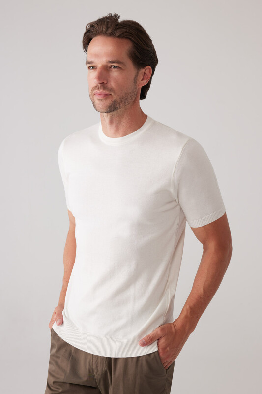 Erkek Kemik Slim Fit Bisiklet Yaka Yazlık Triko Tişört