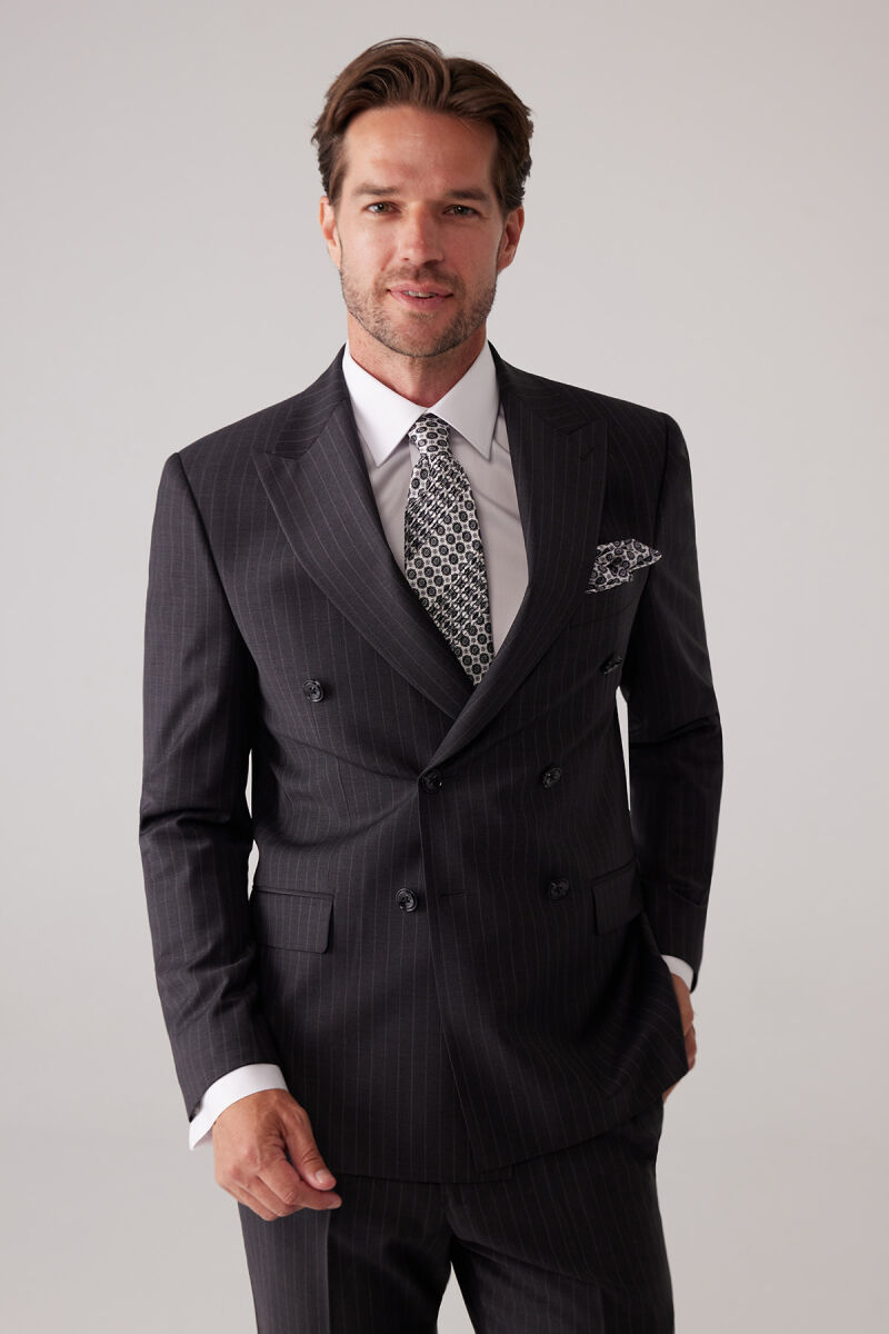 Erkek Koyu Gri Çizgili Slim Fit Wool Kruvaze Takım Elbise - 1