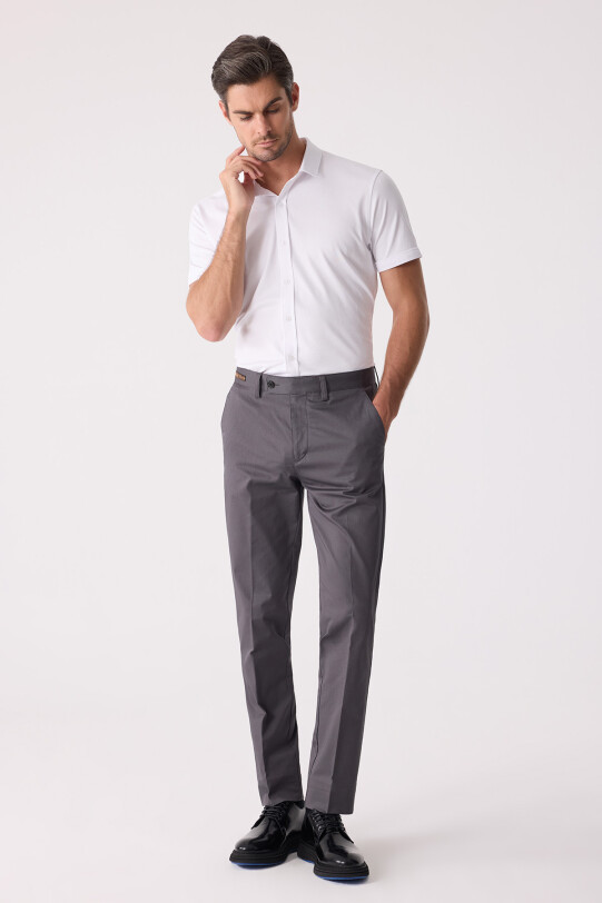 Erkek Koyu Gri Regular Fit Kanvas Pantalon