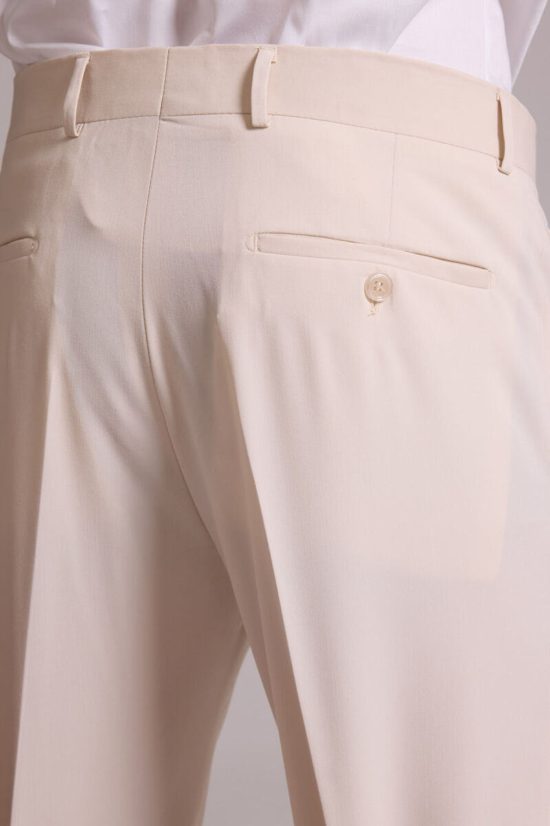 Erkek Krem Slim Fit Kırlangıç Yaka Yelekli Damatlık - 11