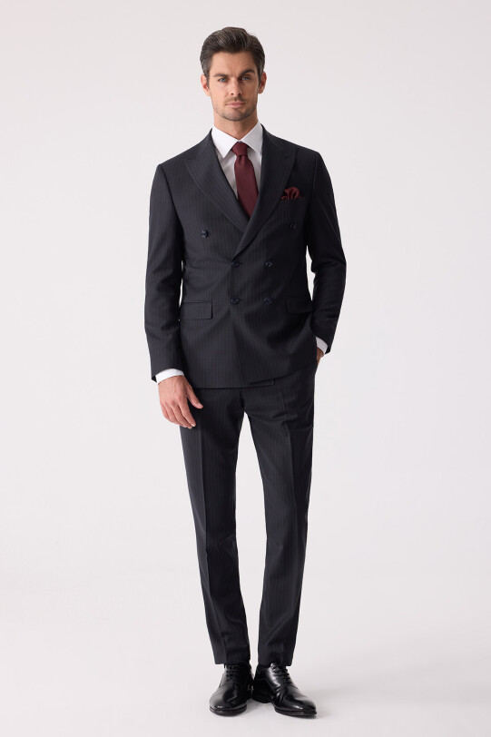 Erkek Lacivert Çizgili Slim Fit %100 Yün Çizgili Kruvaze Takım Elbise