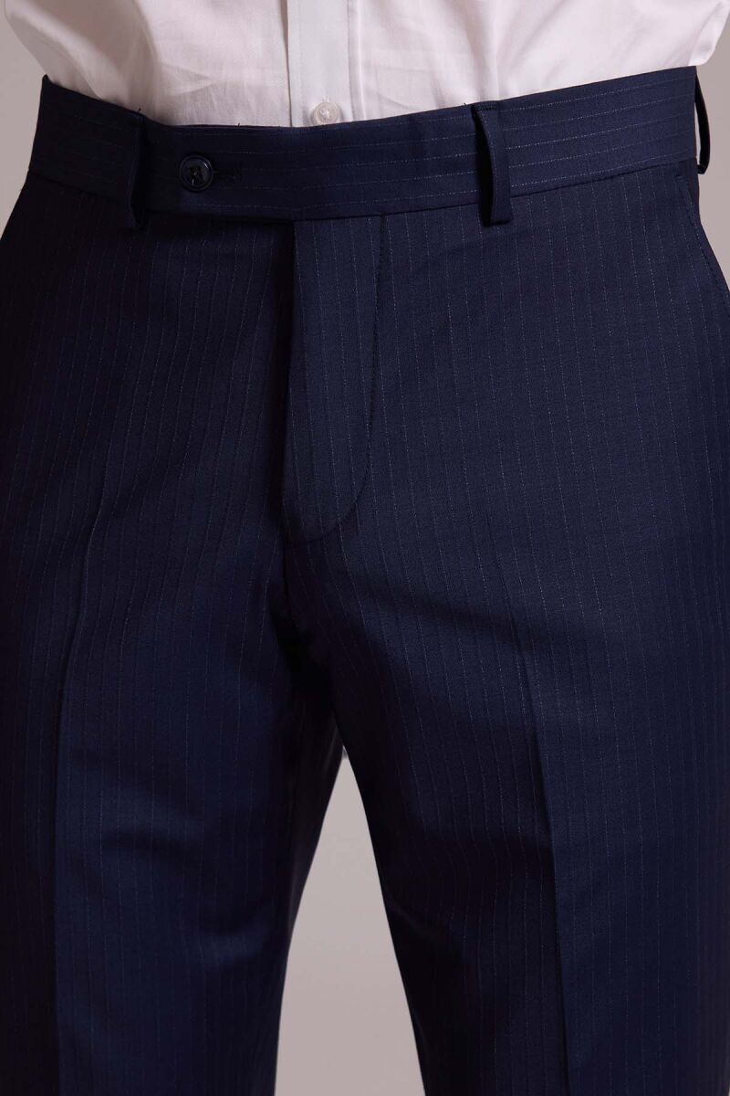 Erkek Lacivert Çizgili Slim Fit Yelekli Kırlangıç Yaka Takım Elbise - 10