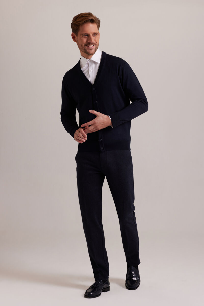 Erkek Lacivert Düğmeli Triko Hırka - 4