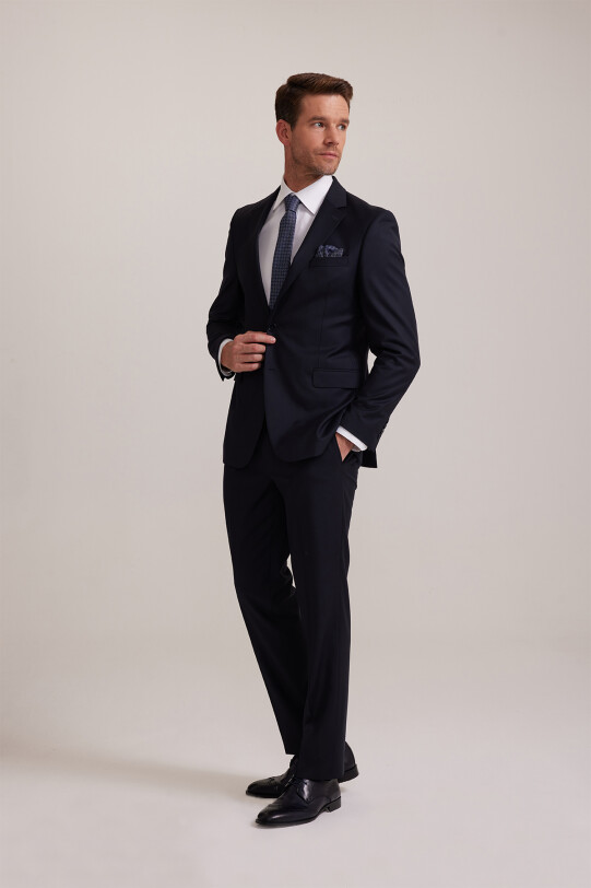 Erkek Lacivert Çift Yırtmaç Regular Fit Takım Elbise