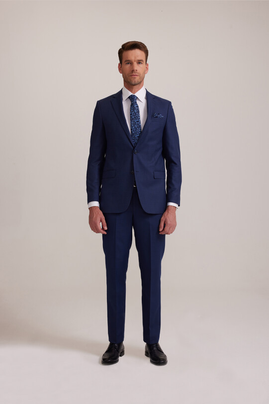 Erkek Lacivert Kareli Klasik Takım Elbise