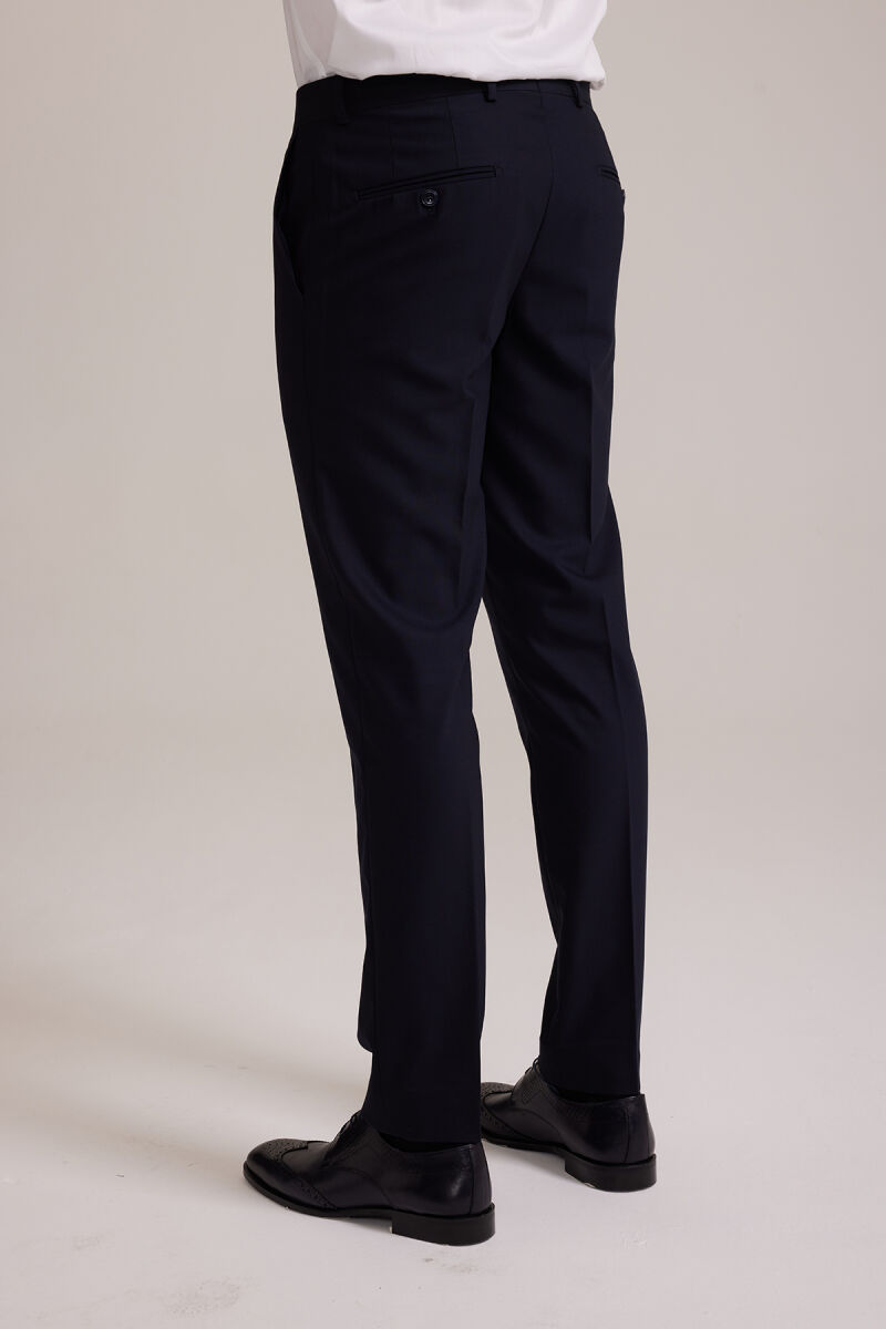 Erkek Lacivert Silim Fit Sivri Yaka Yelekli Takım Elbise - 9