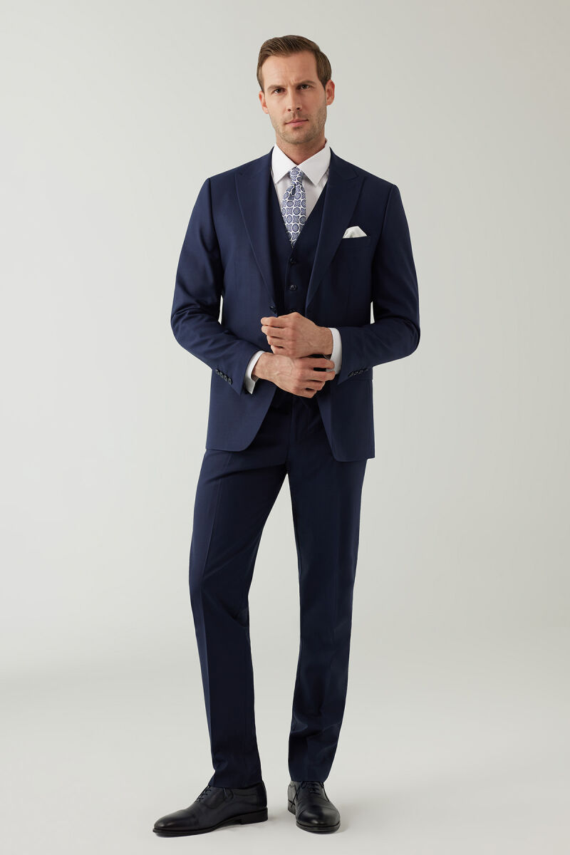 Erkek Lacivert Sivri Yaka Slim Fit Yelekli Takım Elbise - 3