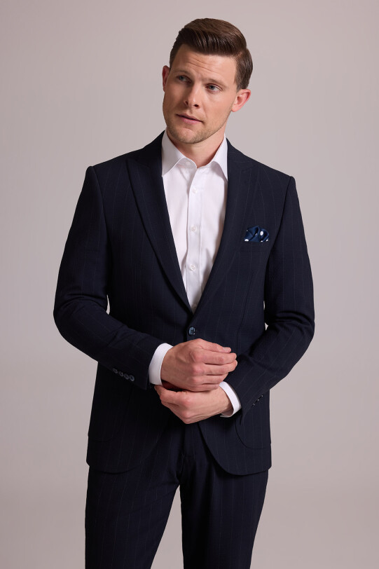 Erkek Lacivert Slim Fit Çizgili Tek Düğmeli Jogger Pantolonlu Takım Elbise