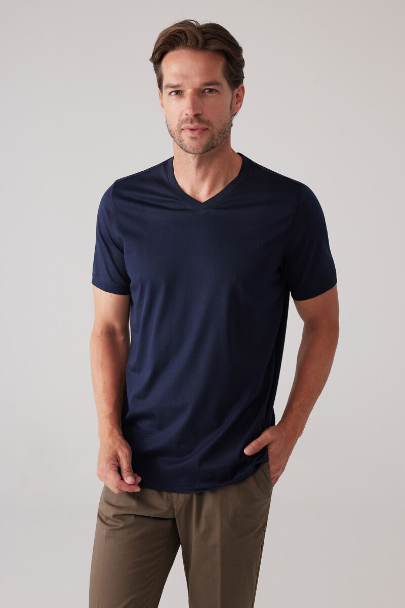 Erkek Lacivert Slim Fit Merserize Pamuk V Yaka Tişört - 1