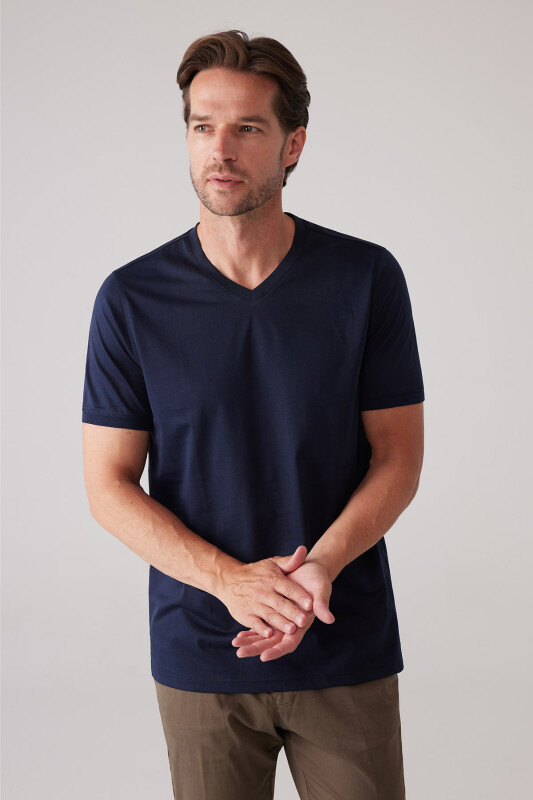 Erkek Lacivert Slim Fit Merserize Pamuk V Yaka Tişört