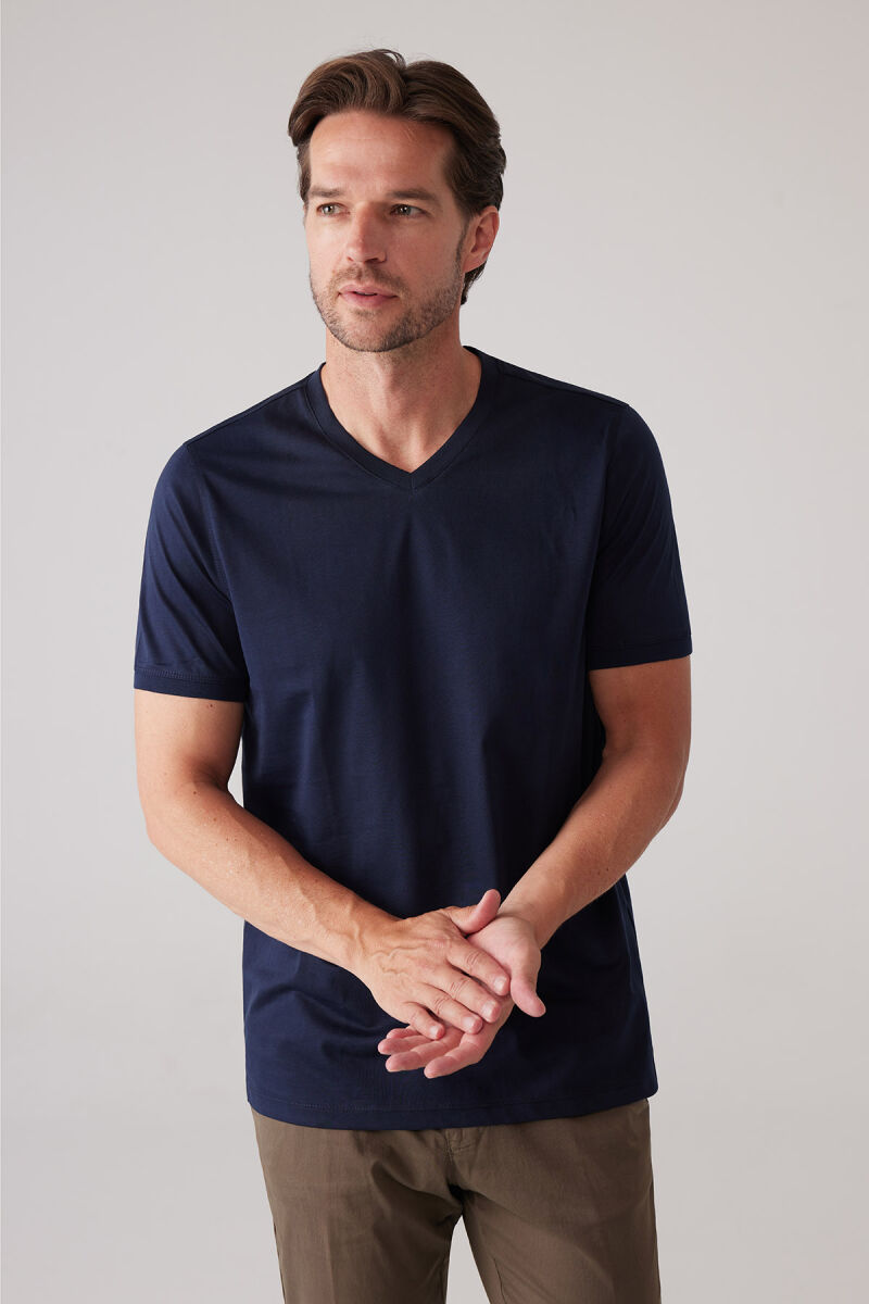 Erkek Lacivert Slim Fit Merserize Pamuk V Yaka Tişört - 4