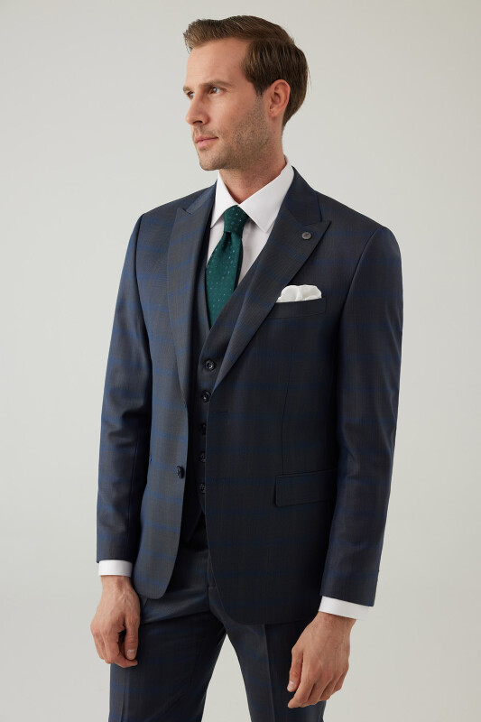 Erkek Lacivert Slim Fit Sivri Yaka Kareli Yelekli Takım Elbise