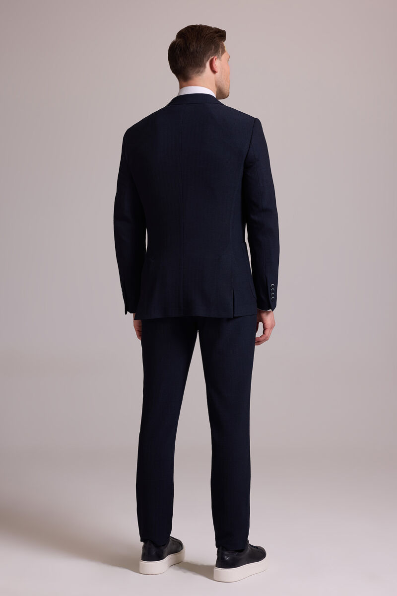 Erkek Lacivert Slim Fit Sivri Yaka Takım Elbise - 12