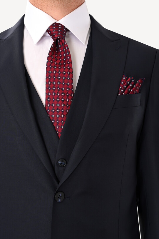 Erkek Lacivert Slim Fit Sivri Yaka Takım Elbise