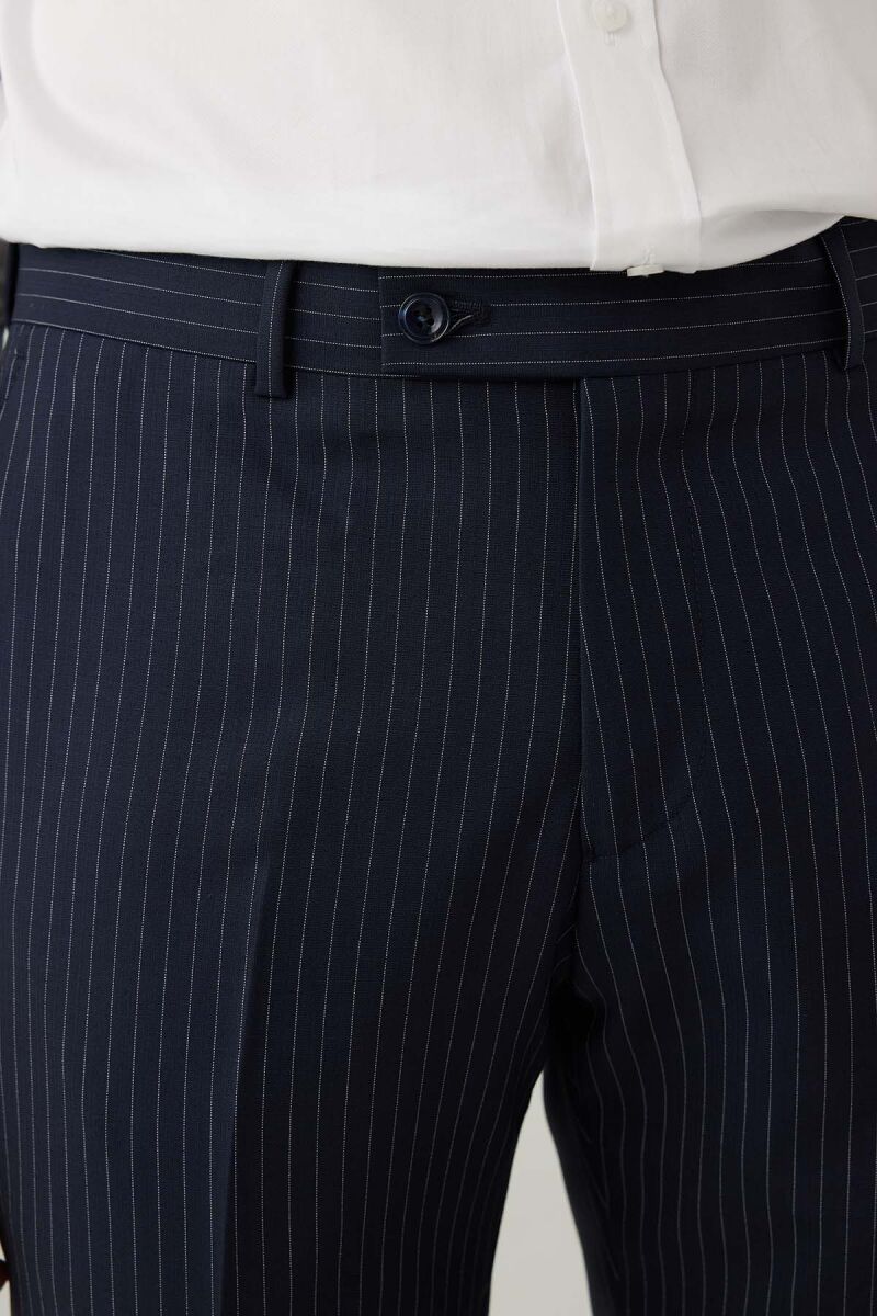 Erkek Lacivert Slim Fit Sivri Yaka Yelekli Yün Takım elbise - 10