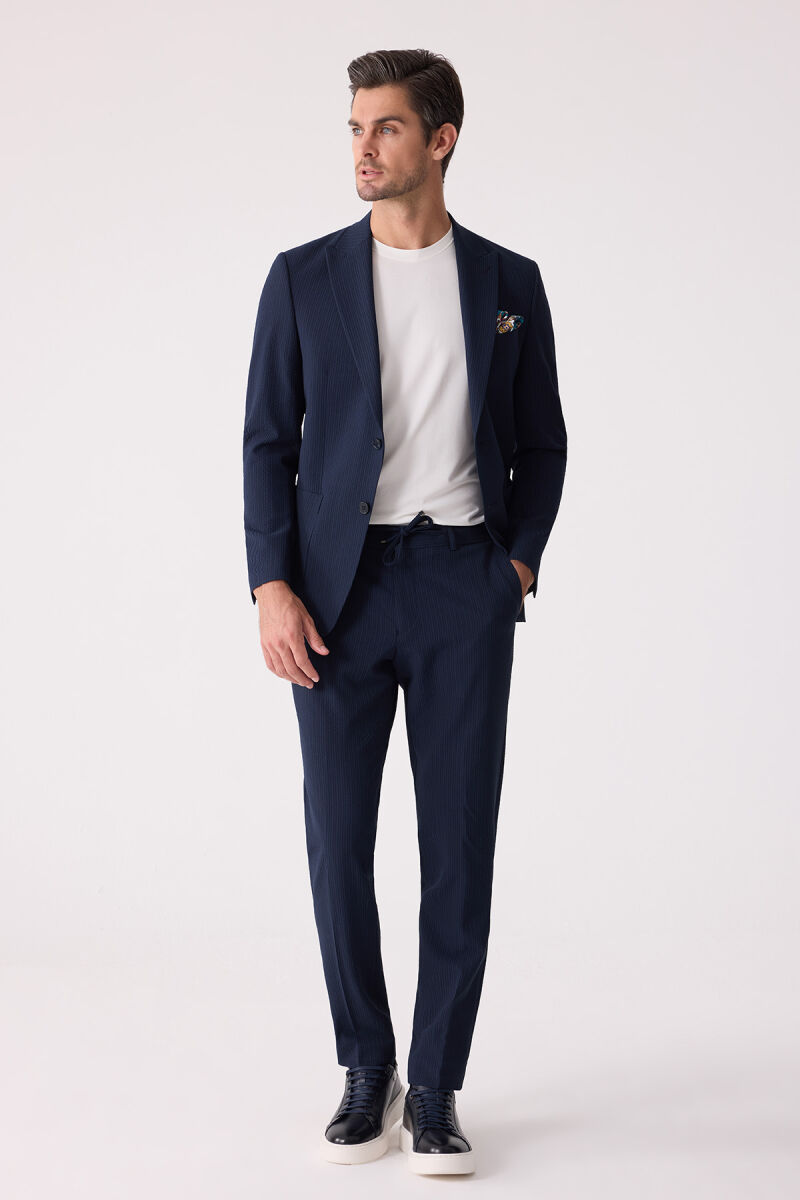 Erkek Lacivert Slim Fit Torba Cep Çizgili Jogger Pantolonlu Sivri Yaka Takım Elbise - 5