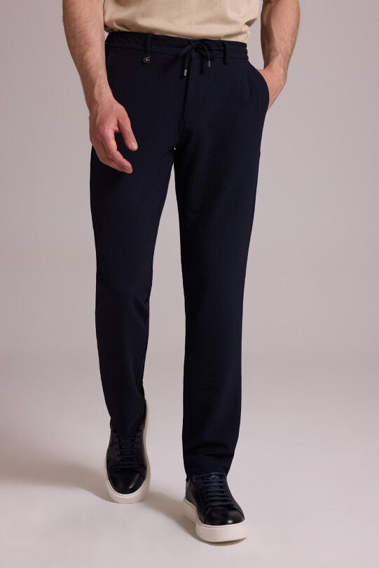 Erkek Lacivert Slim Fit Yan Cepli Jogger Pantolon