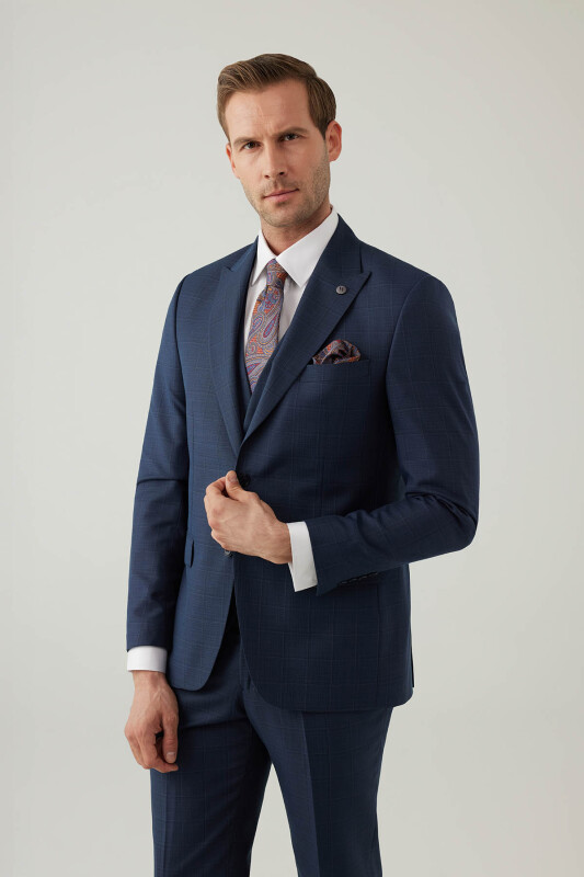 Erkek Lacivert Slim Fit Yelekli Sivri Yaka Kareli Takım Elbise