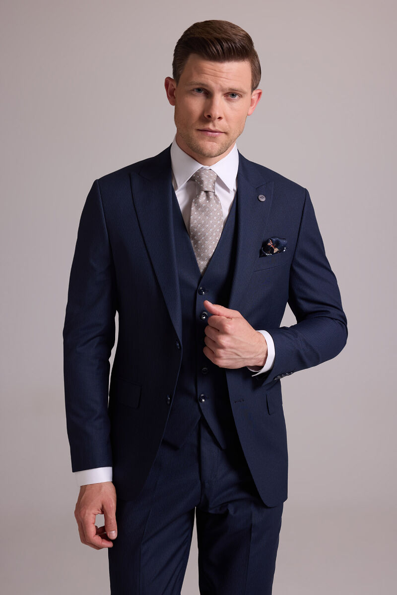 Erkek Lacivert Slim Fit Yün Karışımlı Sivri Yaka Çizgili Yelekli Takım Elbise - 3