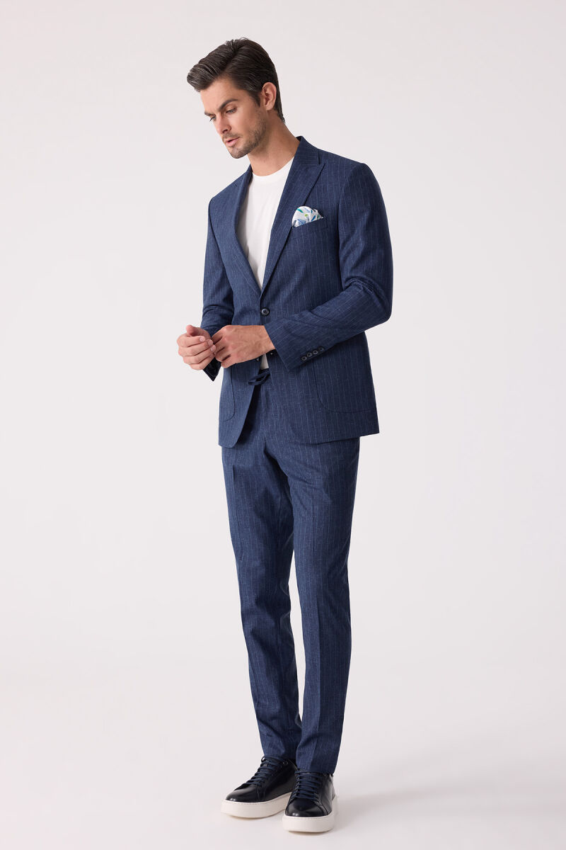 Erkek Mavi Slim Fit Çizgili Torba Cep Jogger Pantolonlu Sivri Yaka Takım Elbise - 3