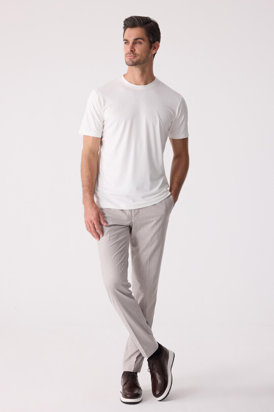 Erkek Beyaz Regular Fit Bisiklet Yaka T-shirt