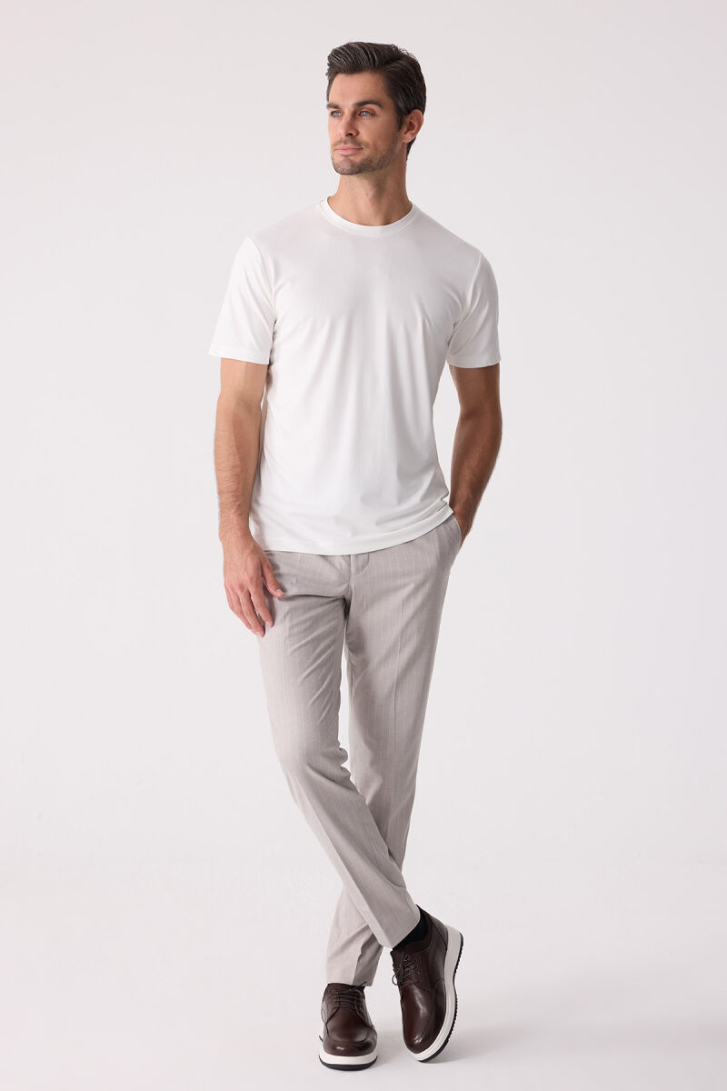 Erkek Beyaz Regular Fit Bisiklet Yaka T-shirt - 3