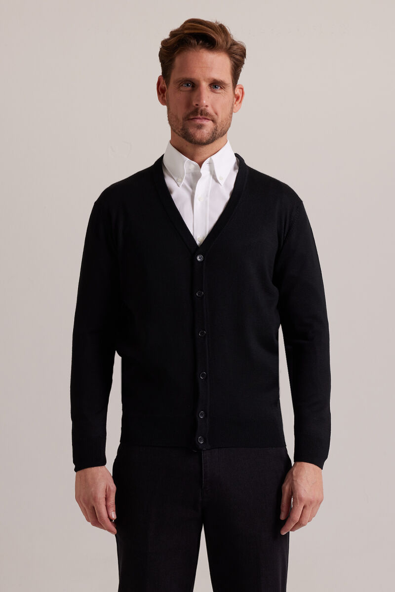 Erkek Siyah Düğmeli Triko Hırka - 1