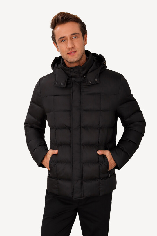 Erkek Siyah Kapüşonlu Klasik Kaban