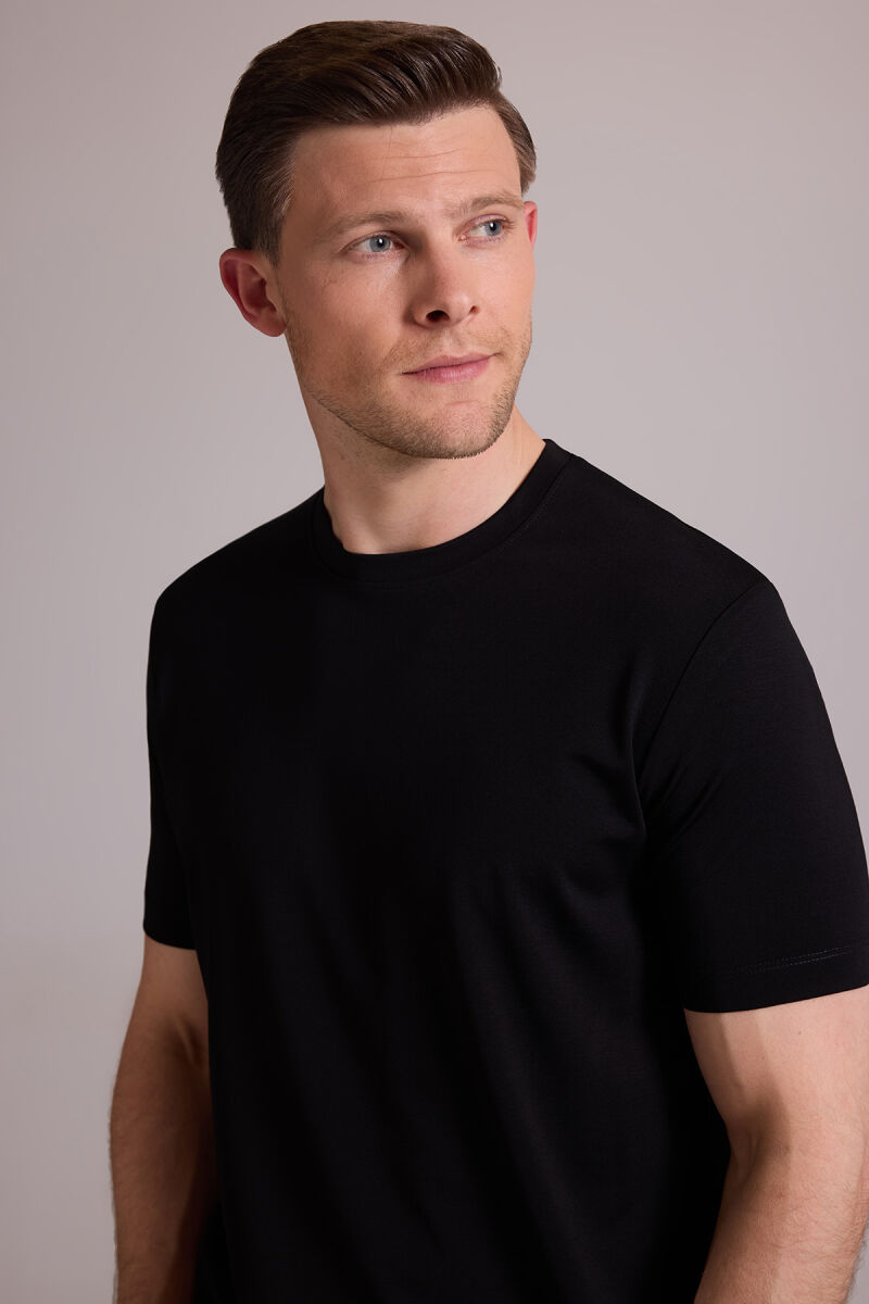 Erkek Siyah Regular Fit Bisiklet Yaka T-shirt - 10