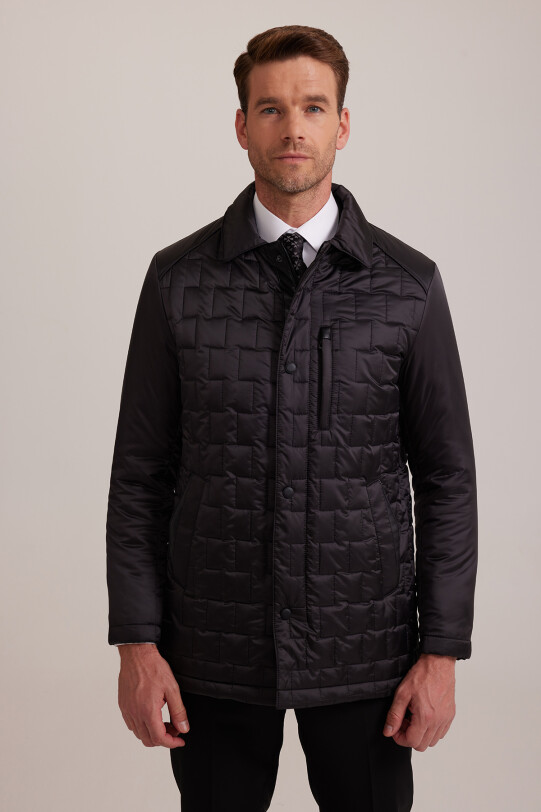 Erkek Siyah Regular Fit Kare Desenli Yakalı Kaban