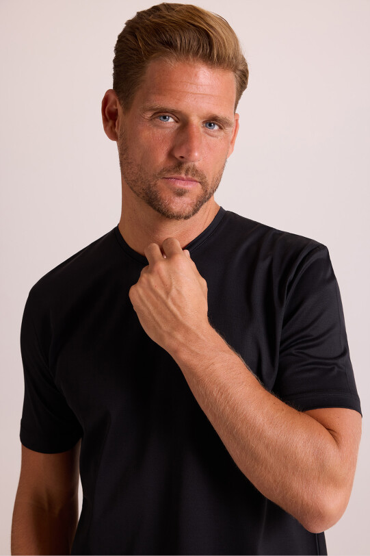 Erkek Siyah Regular Fit Merserize Pamuk T-Shirt