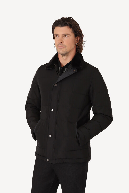 Erkek Siyah Regular Fit Yakası Kürklü Desenli Kaban