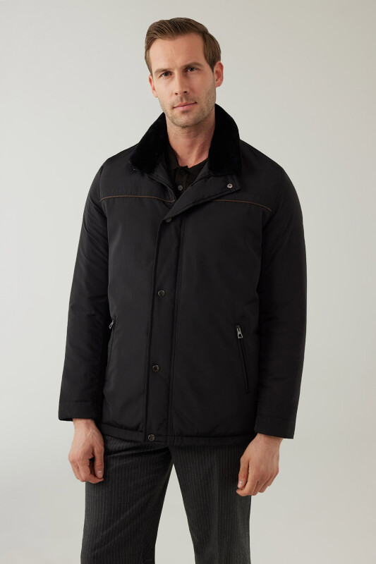 Erkek Siyah Regular Fit Yakası Kürklü Kaban