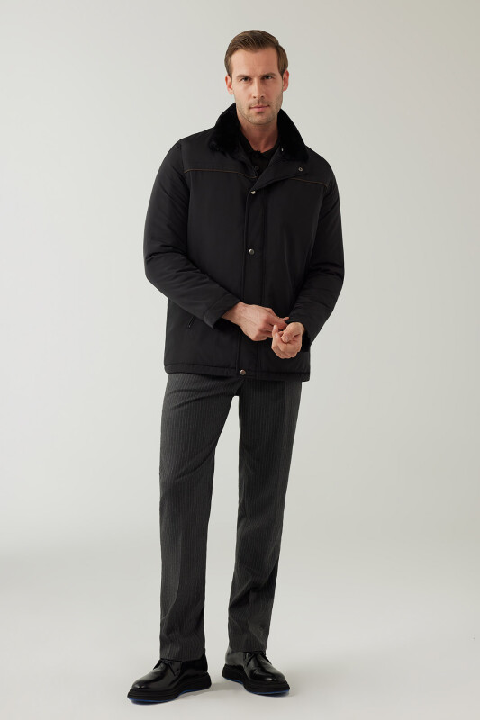 Erkek Siyah Regular Fit Yakası Kürklü Kaban