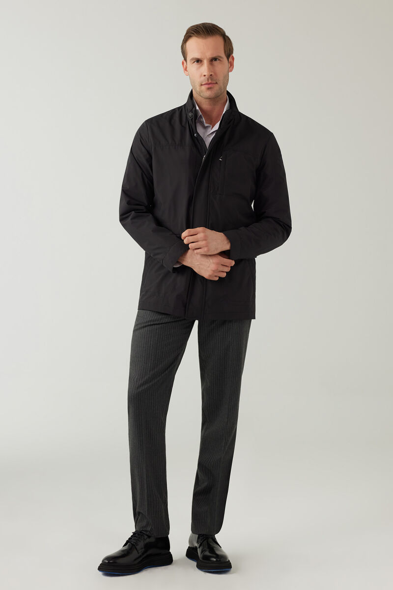 Erkek Siyah Regular Fit Yazlık Spor Kapüşonlu Mont - 2