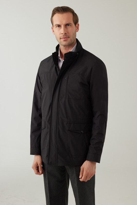 Erkek Siyah Regular Fit Yazlık Spor Kapüşonlu Mont