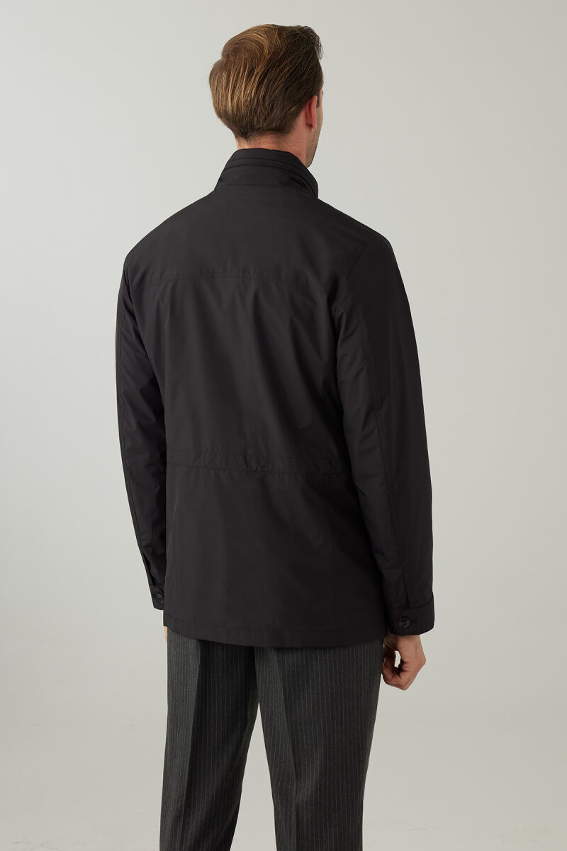 Erkek Siyah Regular Fit Yazlık Spor Kapüşonlu Mont - 8